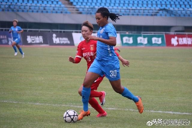 巴萨冬季再度追求阿尔瓦雷斯 马竞态度坚决拒绝交易